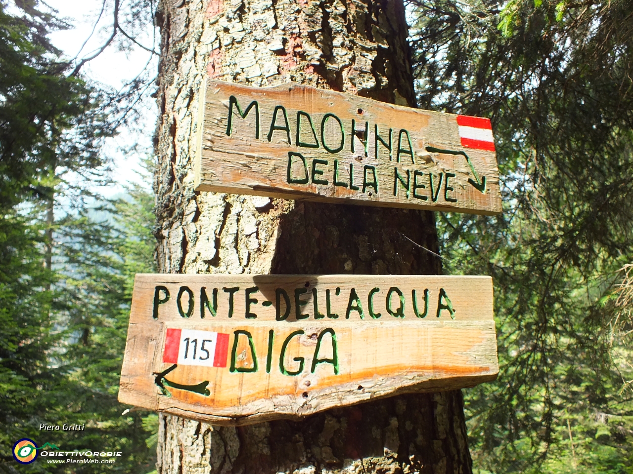 98 Deviamo a dx per Madonna delle nevi.JPG